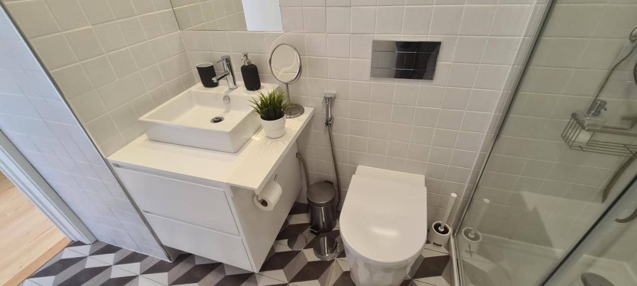 Merc Porto Estudio 245 Экстерьер фото